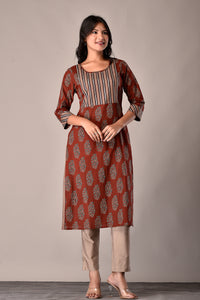 Bagru Print Kurta with Gota Yoke in Red