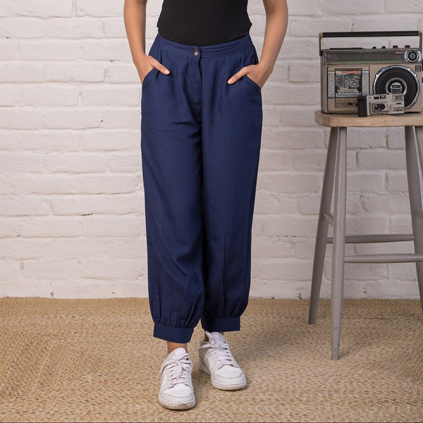 Linen Blend Jogger Style Pant in Indigo