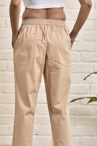 Beige stretchable pants with elastic