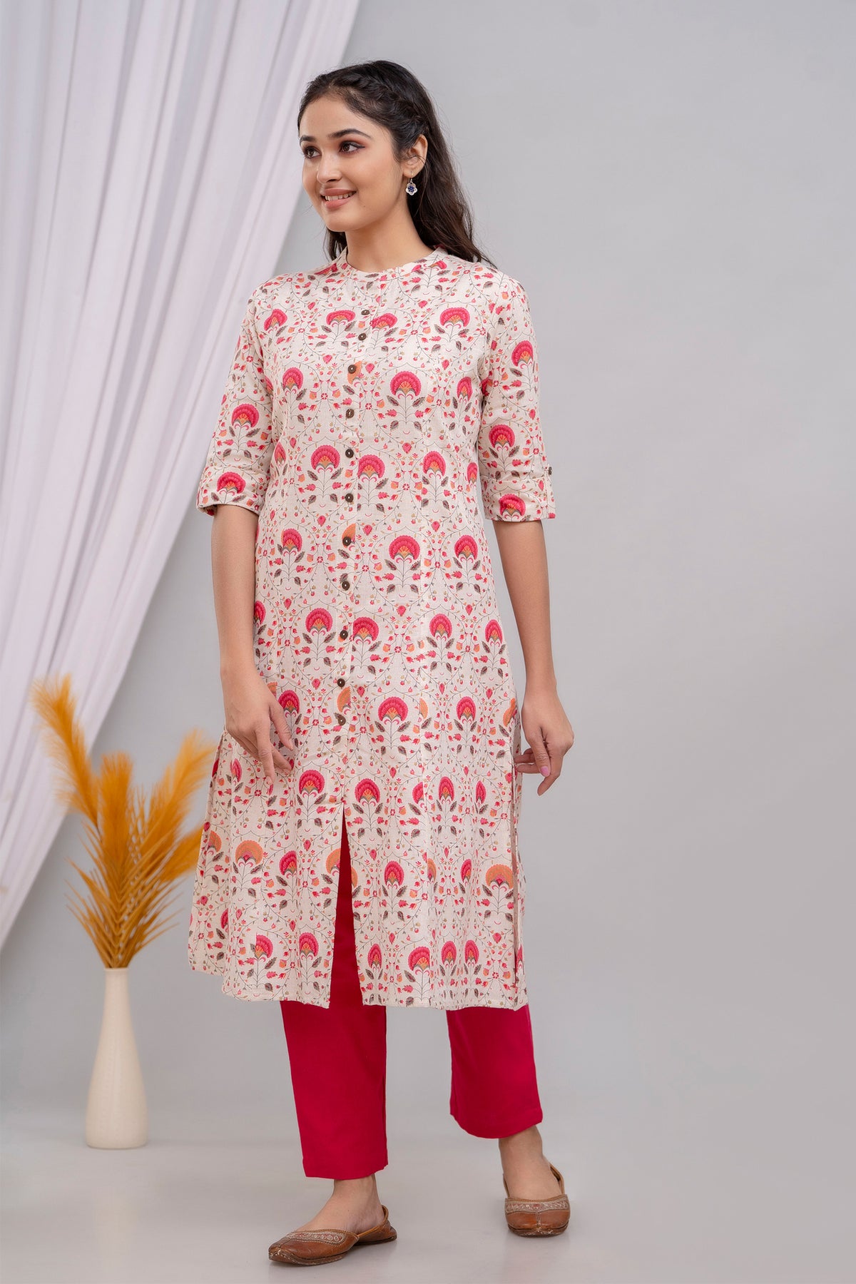 Floral Printed Buttoned Kurta in Flex Cotton Pink