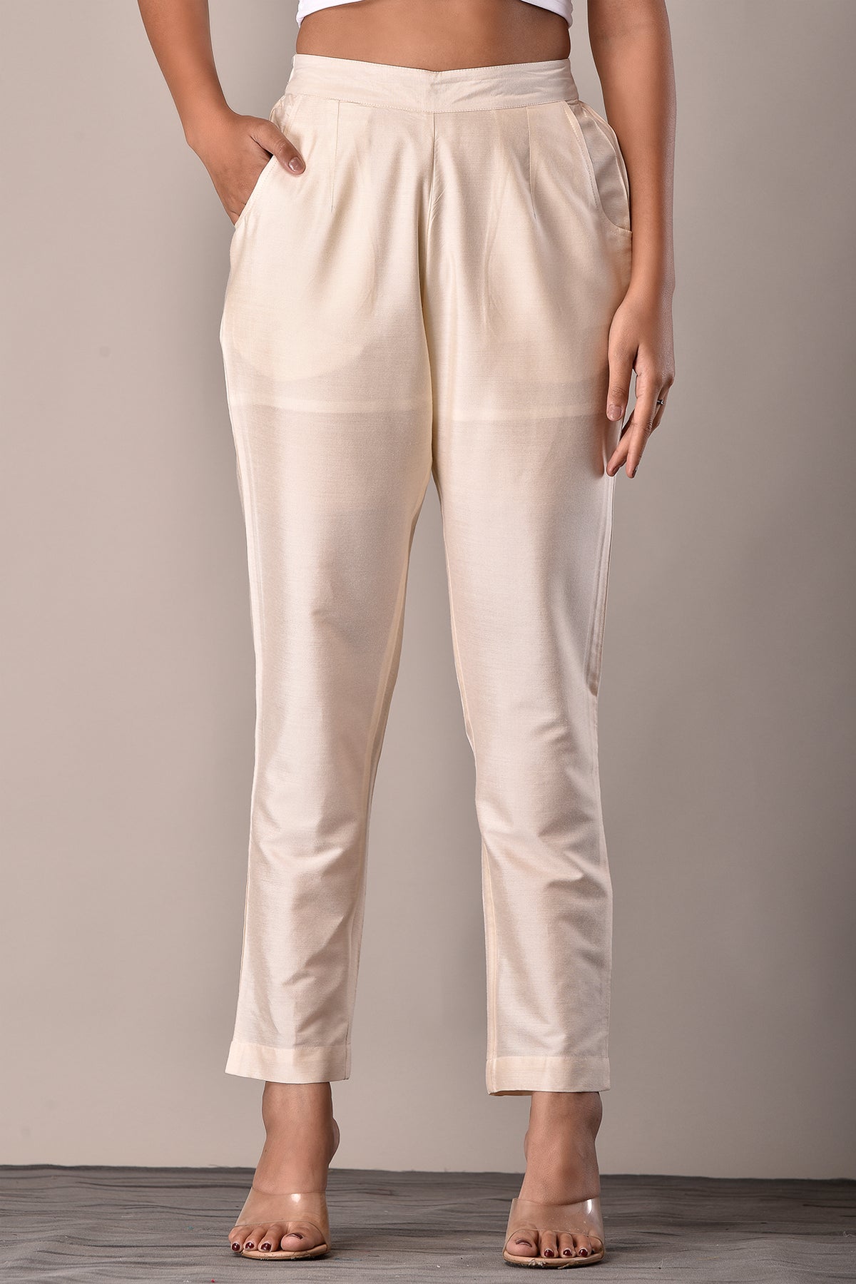 Viscose Blend Pant in Off White