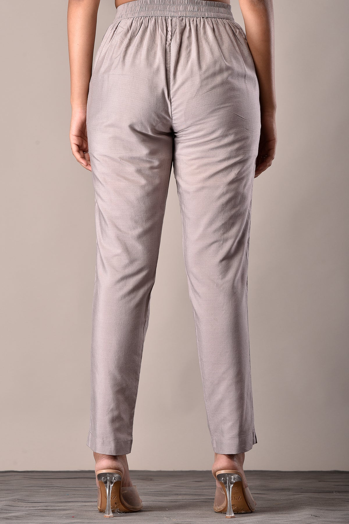 Viscose Blend Pant in Light Grey