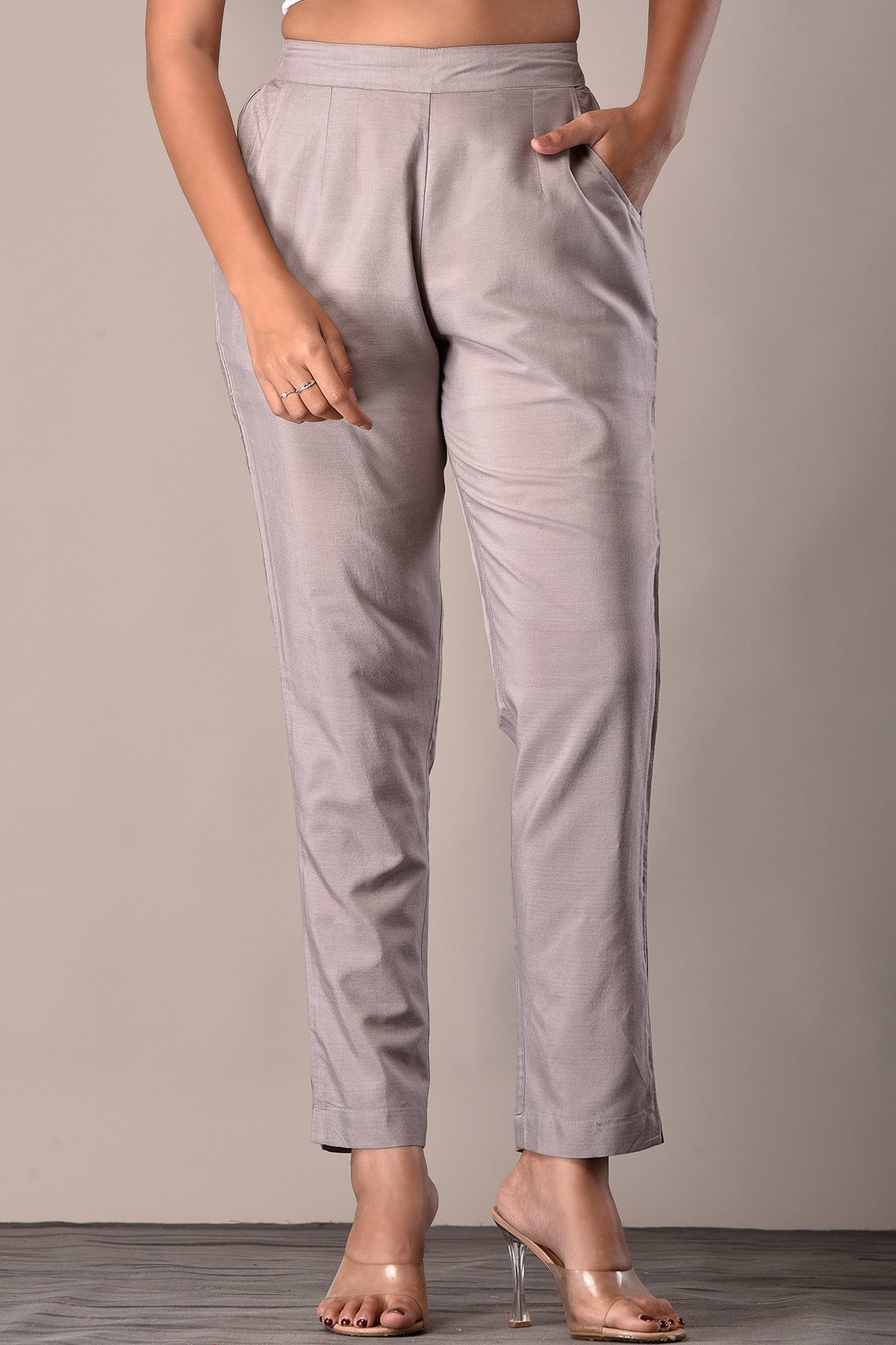 Viscose Blend Pant in Light Grey