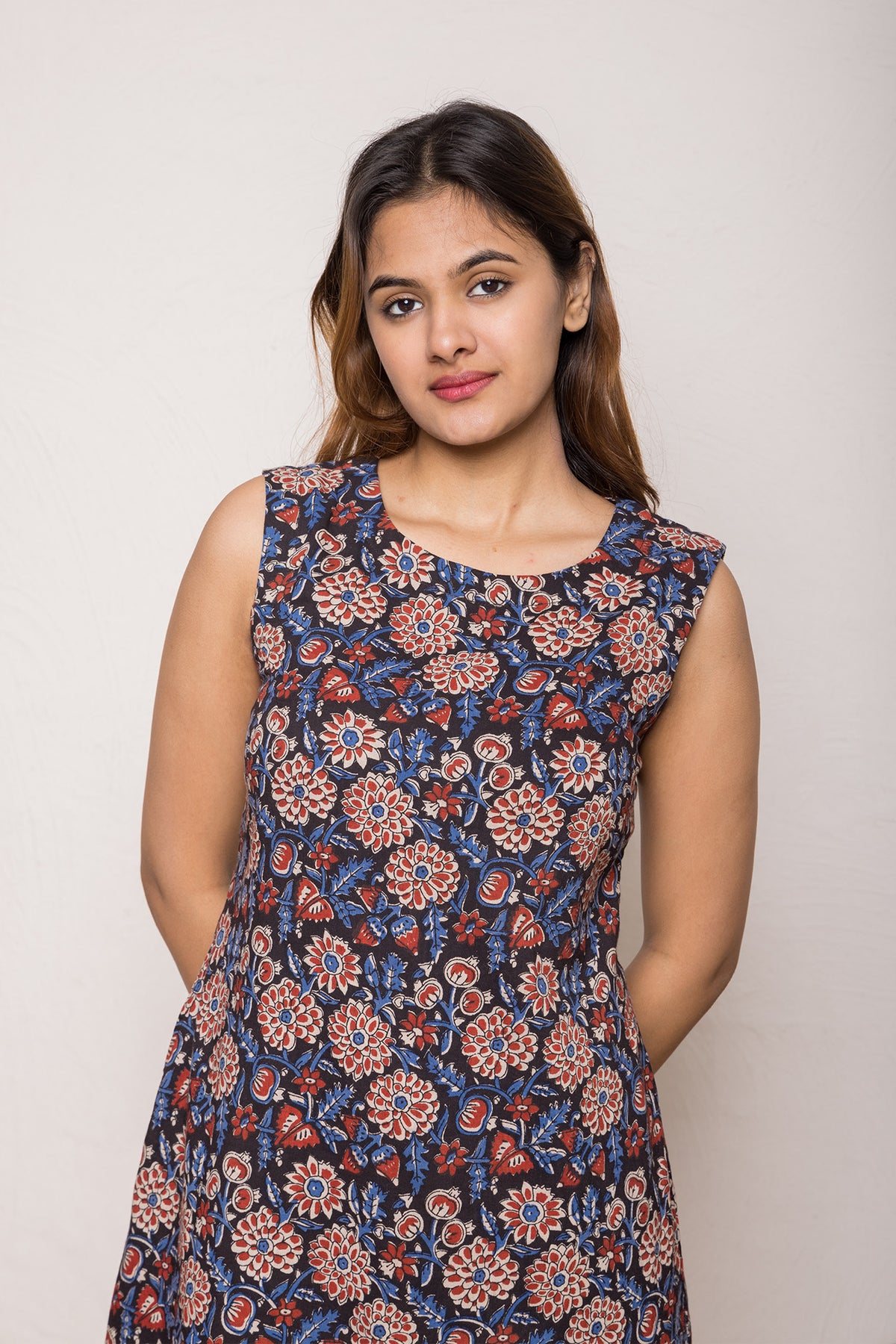 Short Shift Dress in Bagru Printed Cotton Indigo