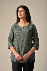 Shell Tucks Tunic in Cotton in Green Print