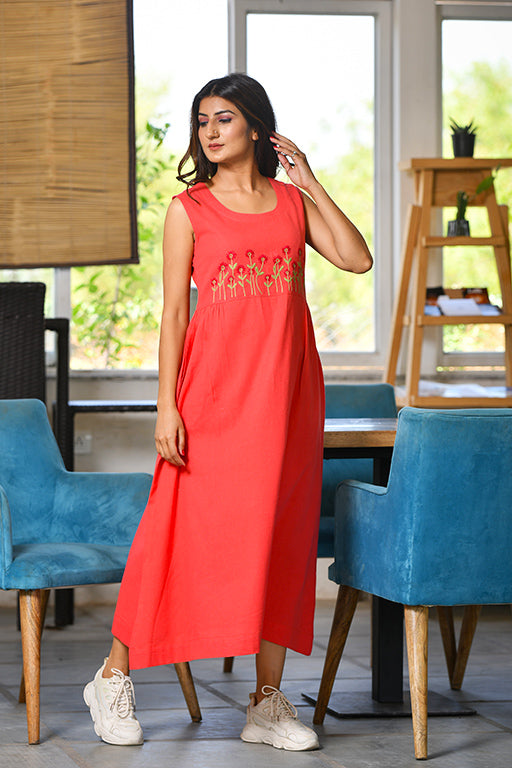 Sleeveless Dress in Cotton Linen with Hand Embroidery