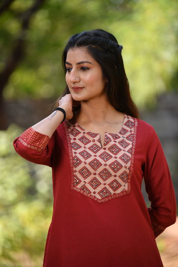 Ajarakh Detail Linen Blend Kurta Red