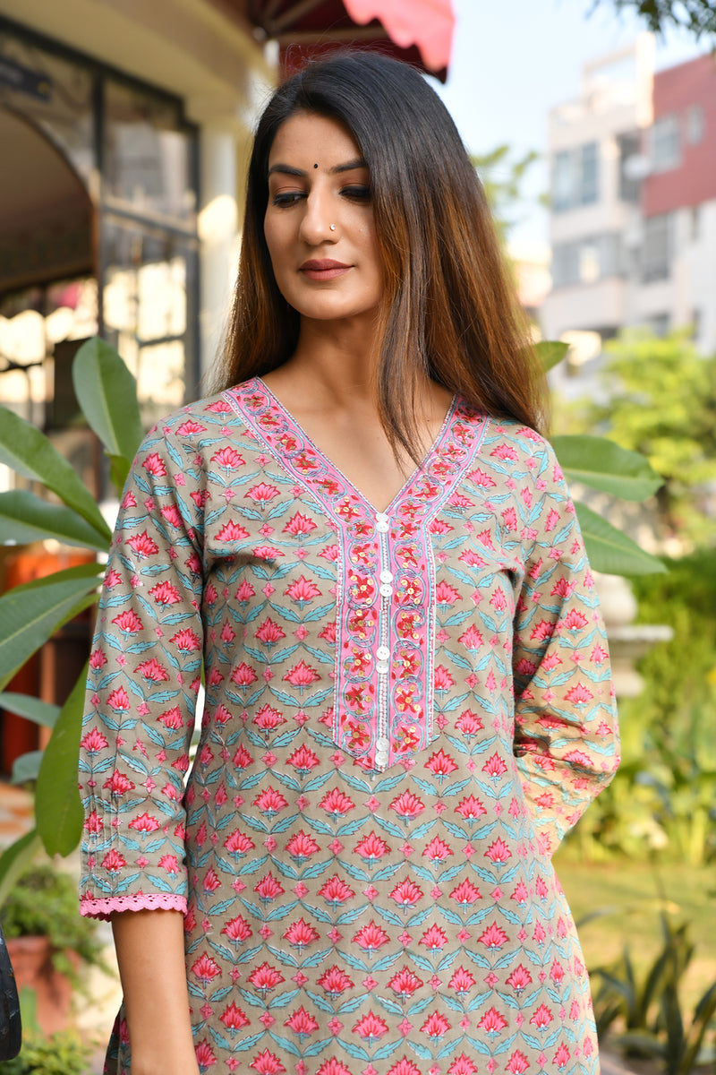Pastel Light Olive Floral Straight Kurta with Lace