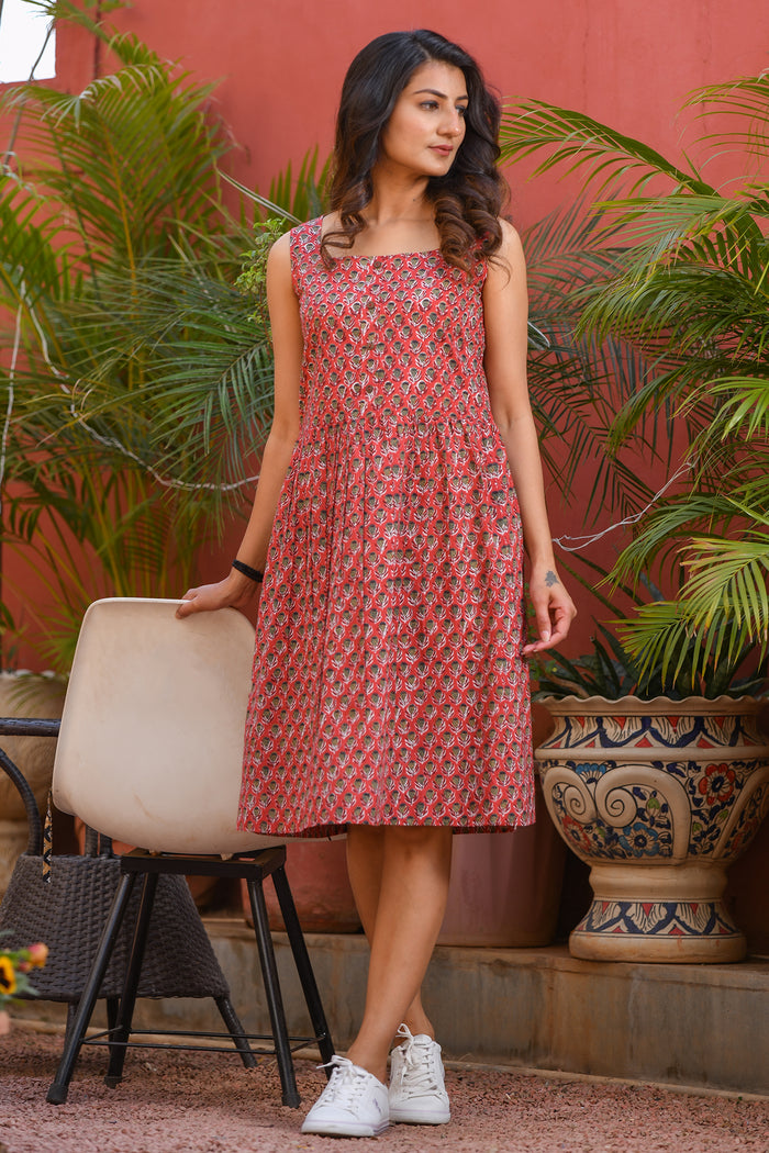 Short Dress in Red Buti Printed Cotton