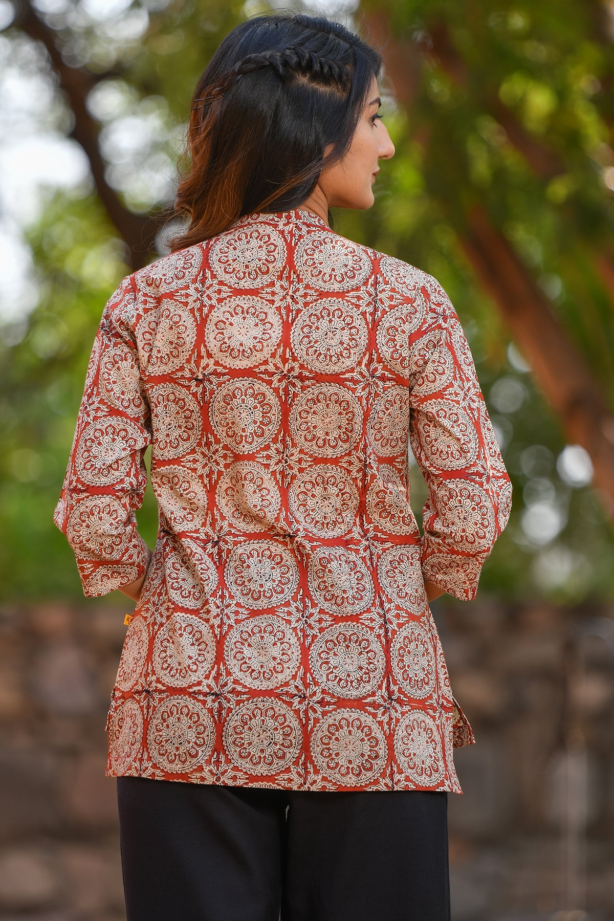 Short Tunic with Chinese Collar in Bagru Print