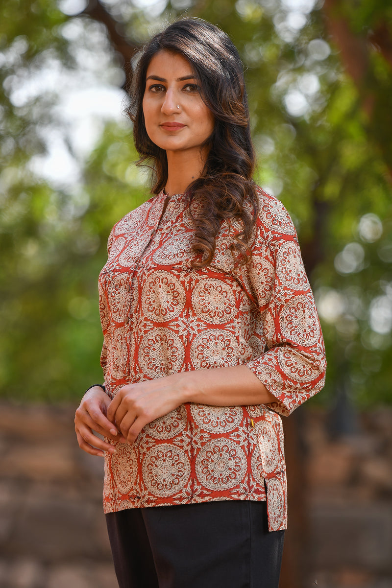 Short Tunic with Chinese Collar in Bagru Print